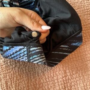 Lululemon Athletica Black and Blue Patterned Leggings
